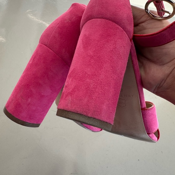 Ann Taylor Fuchsia Suede Heeled Sandals - Picture 7 of 12